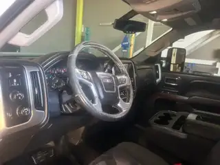 2019 GMC 4x4 - Photo 6