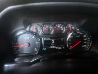 2019 GMC 4x4 - Photo 8
