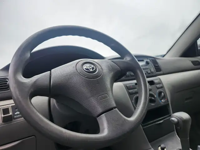 2006 Toyota Corolla AUTOMATIQUE PETIT BUGET - Photo 3