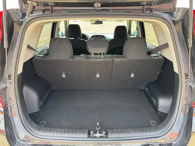2022 Kia Soul LX - Photo 12