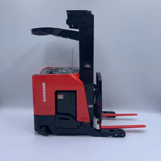 Raymond 7400 Series 1/12 Scale Warehouse Reach Truck Die Cast - Photo 6