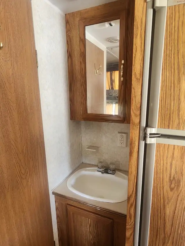 2002 Salem 27' BH Travel Trailer - Photo 8
