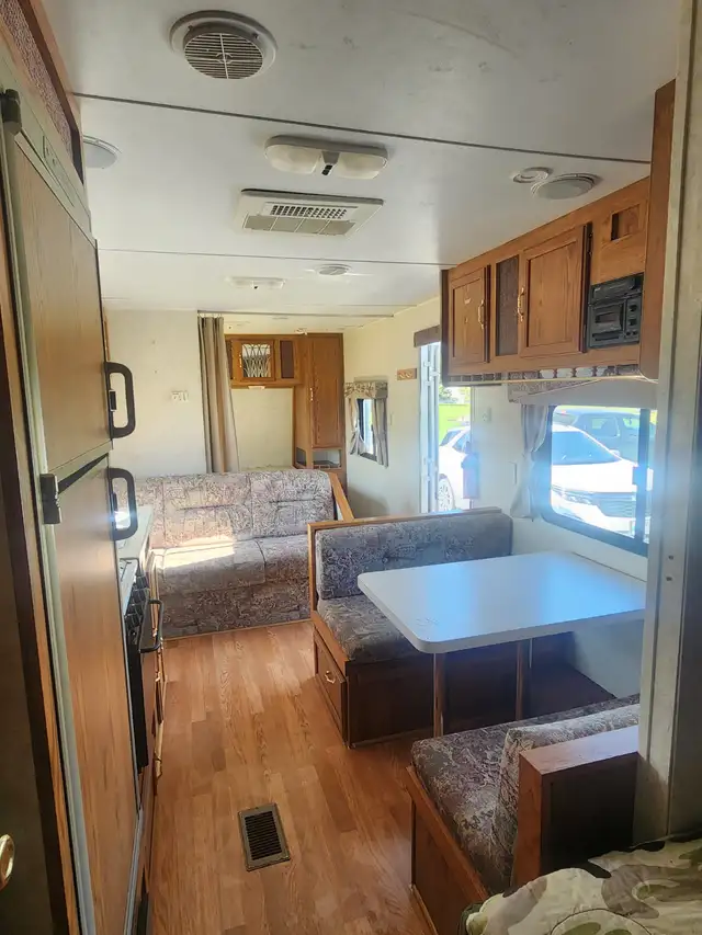 2002 Salem 27' BH Travel Trailer - Photo 10