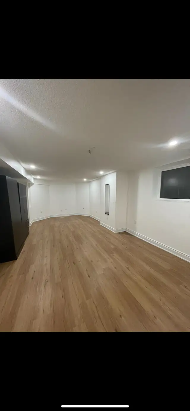 basment for rent - Photo 3