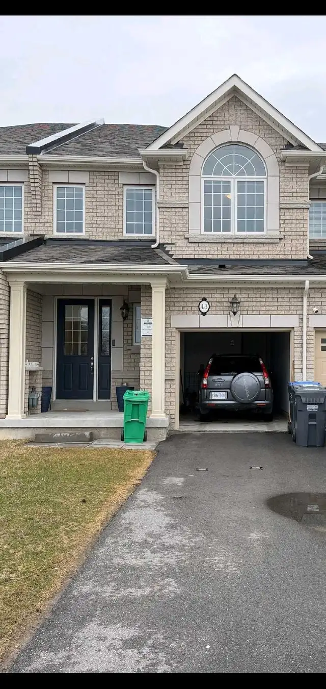 Townhouse  for lease
