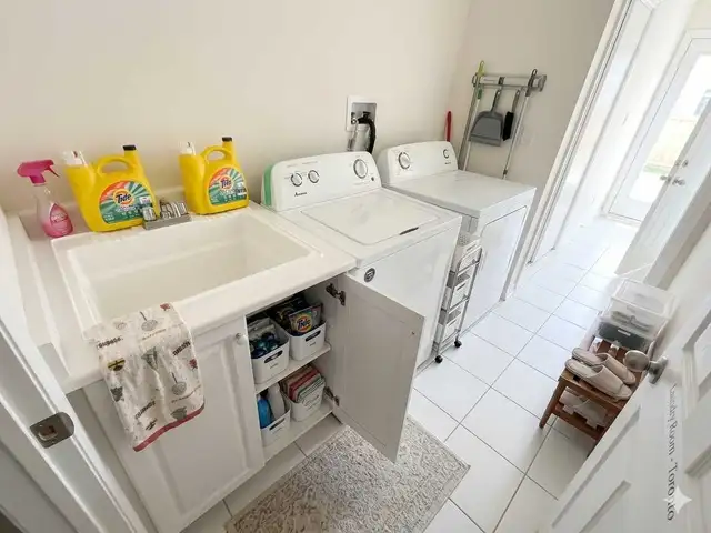 Townhouse  for lease - Photo 9