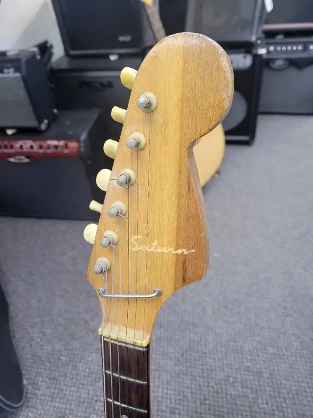 Saturn Hollow Body Sunburst Electric Guitar - Photo 2