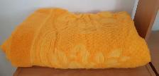 TWIN SIZE BLANKET (Like New)