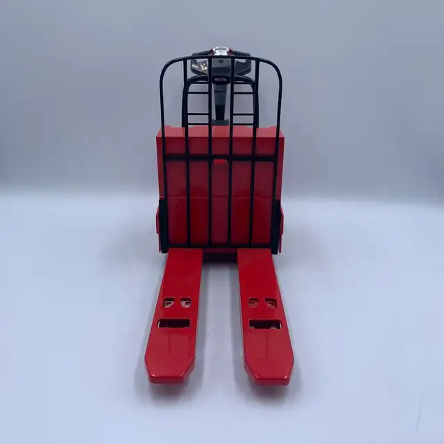 Raymond 8400 Series 1/12 Scale Die Cast Model Lift Pallet - Photo 3