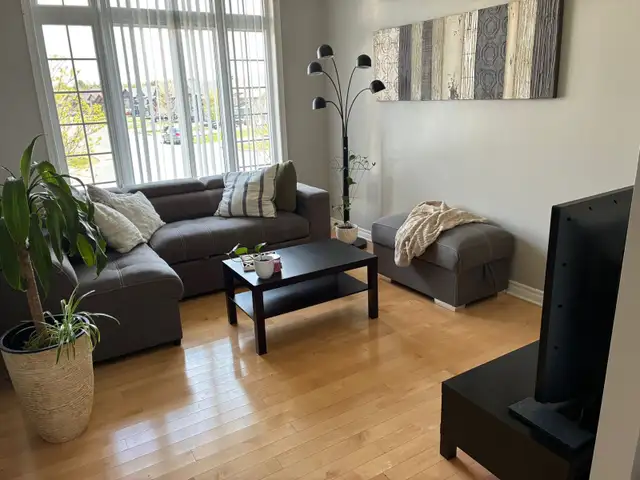 Semi-Detached House - Photo 3