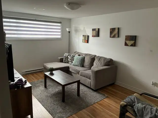 Semi-Detached House - Photo 10
