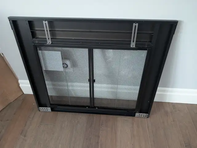 Brand New Arrington Medium Fireplace Glass Door For Sale - Photo 9