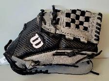 12.5' Wilson A360 Baseball Glove (32141988)