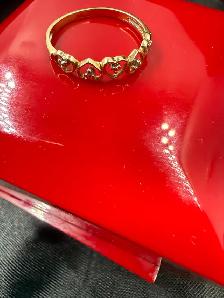 Women's 10K Gold Heart Band with Diamonds~Size 7 - Photo 3