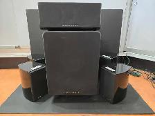 ALUMNI SUB W 5 PIECE SPEAKER SET