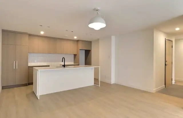 Logement 4 1/2 - Photo 2