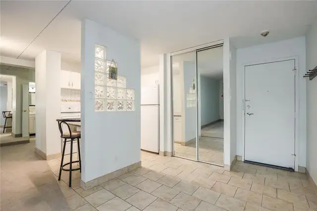 Available NOW for rent.Apartment at 15 Kennedy St. on the main - Photo 2