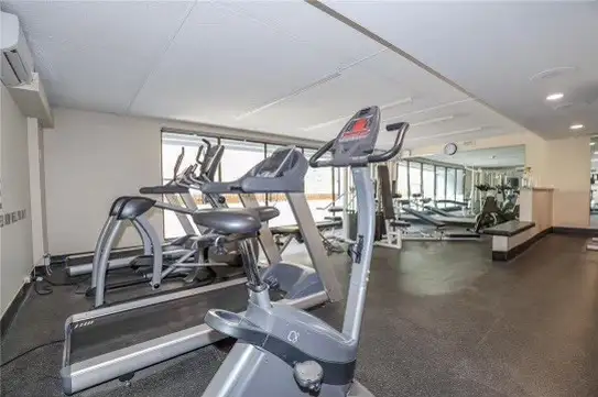Available NOW for rent.Apartment at 15 Kennedy St. on the main - Photo 9