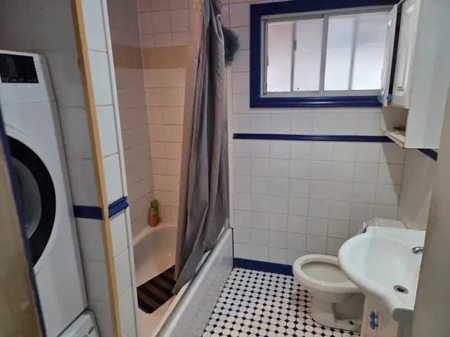 Room for $ 570  (utilities included) - Photo 3