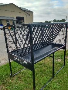 Horse Feeder (NEW)