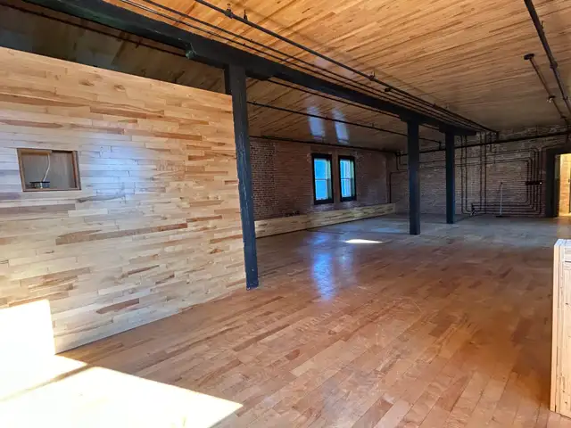 Downtown Office Space for Lease – All Inclusive - Photo 4