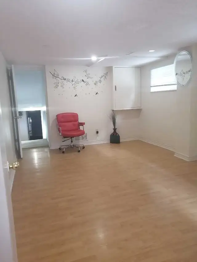 2 Bedrooms - Don Mills and McNicol, Close to Seneca College - Photo 2