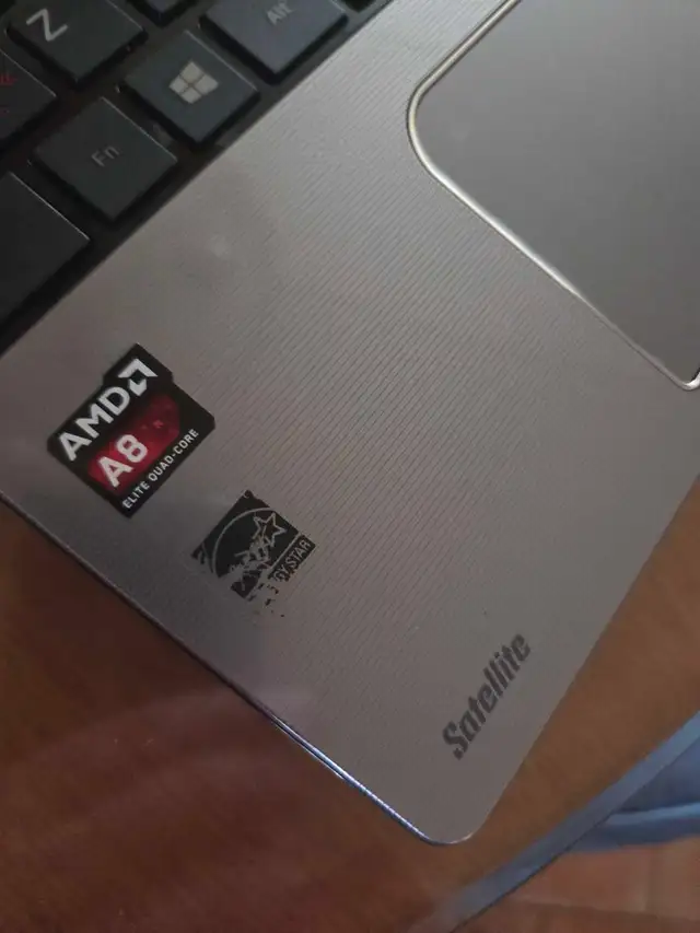 Toshiba satellite portable Windows formater - Photo 2