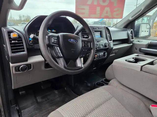 2017 Ford F-150 XLT 5.0L V8 4x4 (TRADES WELCOME) - Photo 7