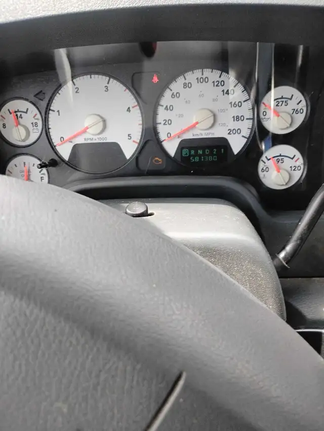 LEGENDARY 2006 5.9 CUMMINS - Photo 4