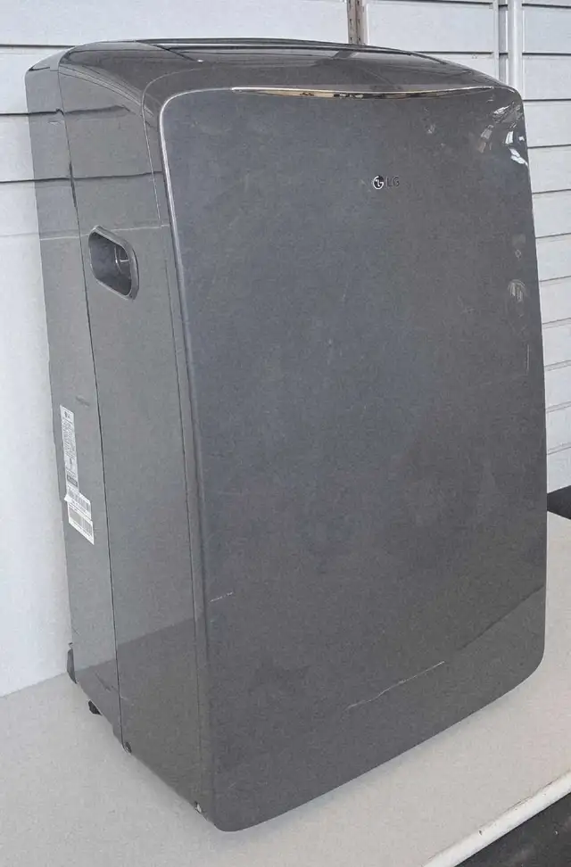 14K BTU LG 1417GSR Air Conditioner w/Accessories (25589170) - Photo 2