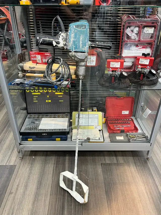 Makita 6013 Mixing Drill - Photo 2