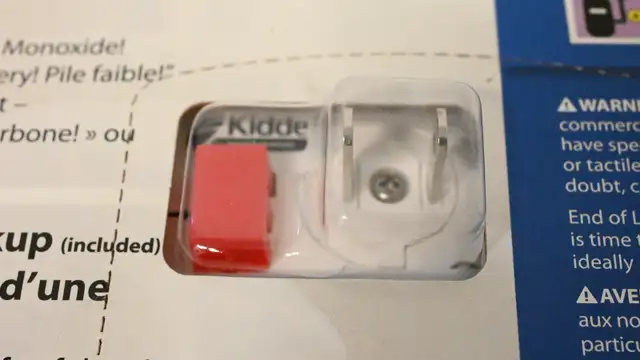 Kidde Plug in carbon monoxide alarm with digital display voice - Photo 9