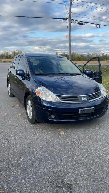 2009 Nissan versa