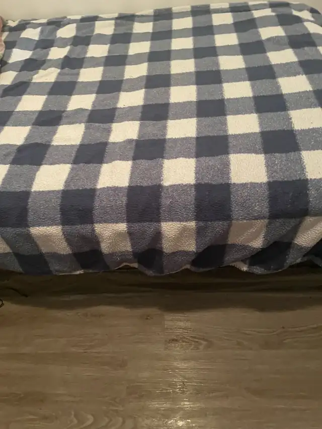 CLEAN ROOM FOR RENT - Photo 5