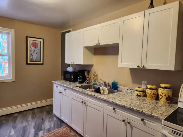 Room for Rent - Photo 3
