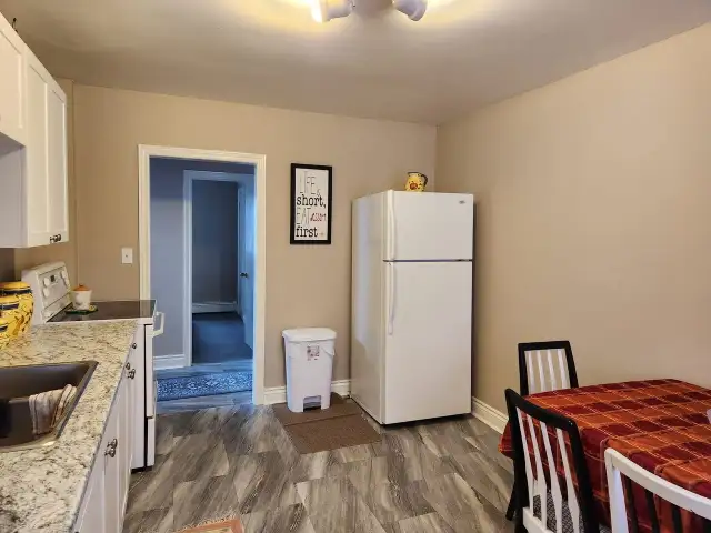 Room for Rent - Photo 4
