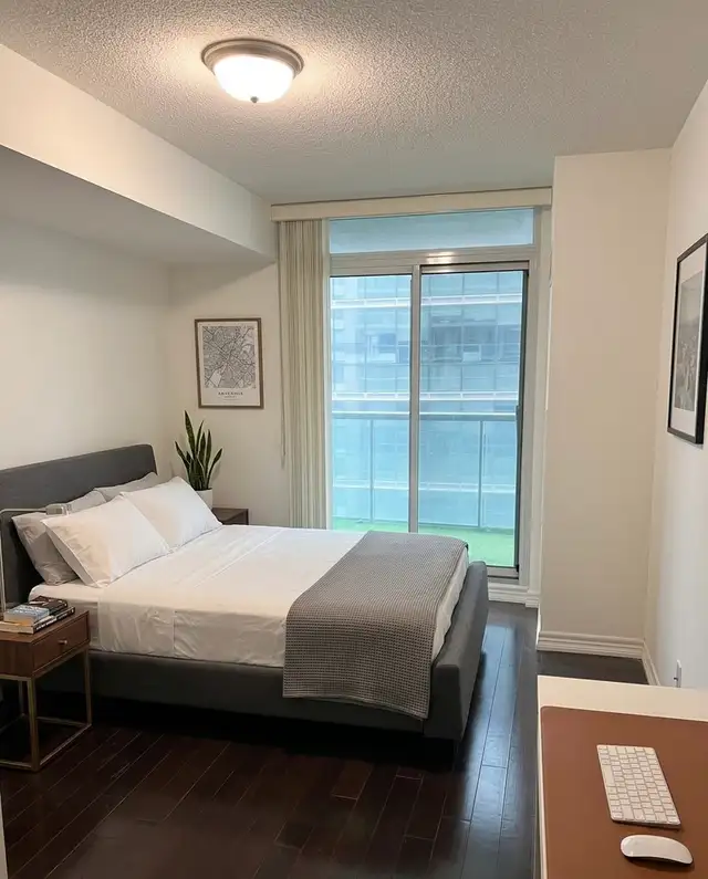 Furnished Private Room in 2 Bed 1 Bath - Balcony View w/ Parking - Photo 2