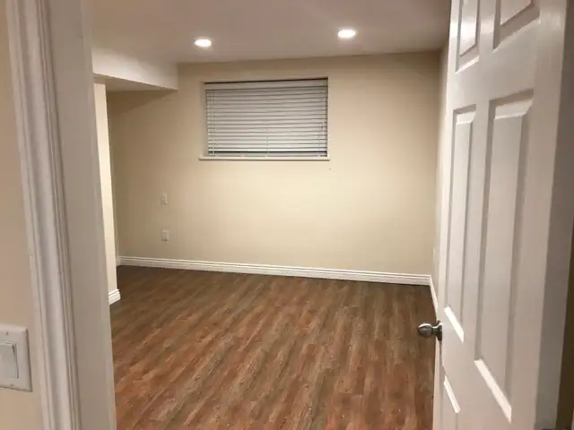 Large 1-Bedroom Suite. $1,300 Move in Bonus Jun & Jul - Photo 5