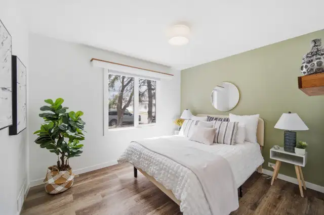 FOR SALE: St. Boniface 4-Bed w/ Finished Basement   Dbl Garage - Photo 4