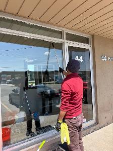 Window Cleaning - Photo 7