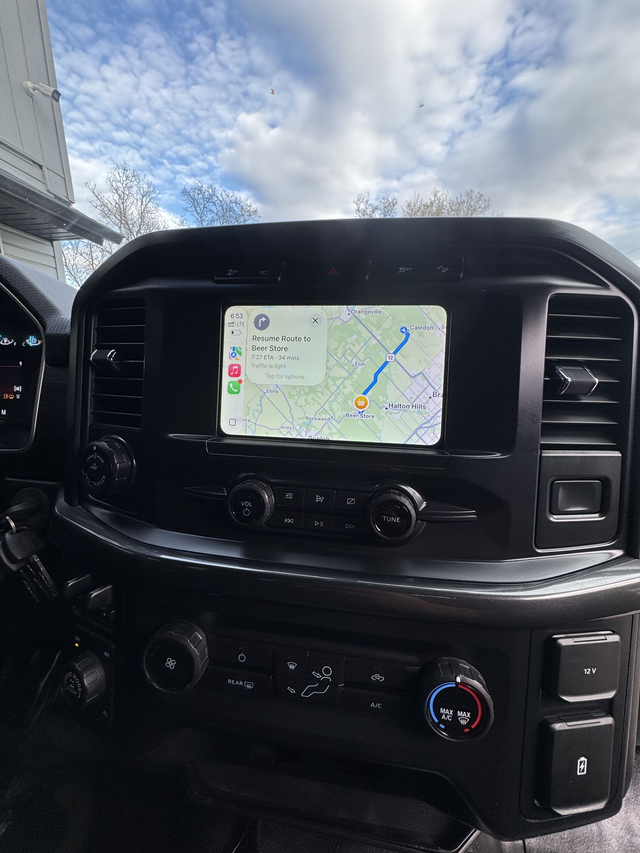2021 Ford f150 CREW CAB 4x4 3.5  V6 — CERTIFIED — - Photo 10