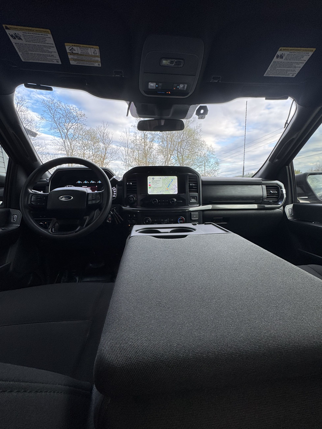 2021 Ford f150 CREW CAB 4x4 3.5  V6 — CERTIFIED — - Photo 11