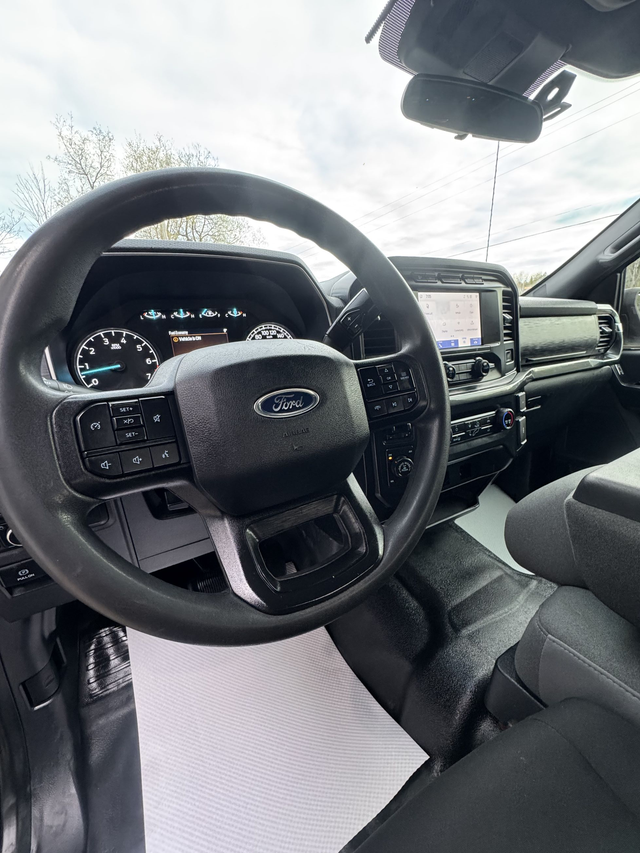 2021 Ford f150 CREW CAB 4x4 3.5  V6 — CERTIFIED — - Photo 14
