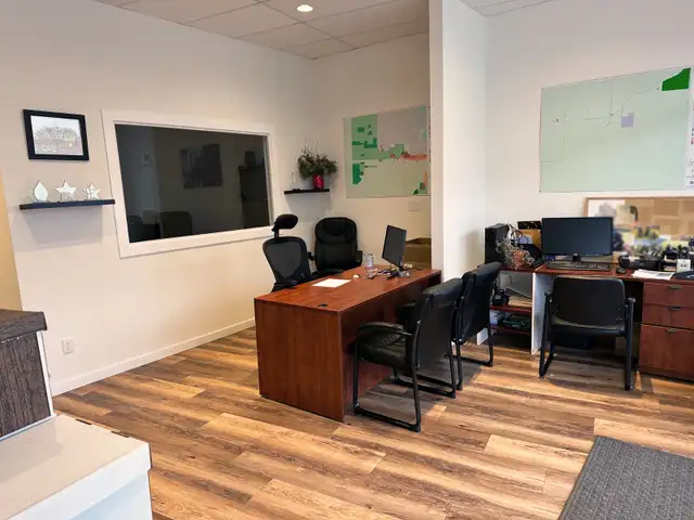 Premium Office / Retail Space for Lease in downtown Salmon Arm - Photo 5
