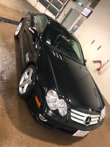 28,000 original Kms. 2007 Mercedes SL550 hardtop convertible. - Photo 8