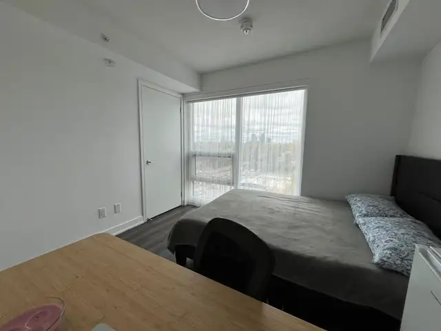 Room for Rent – Dundas St W & Kipling Ave - $1,200