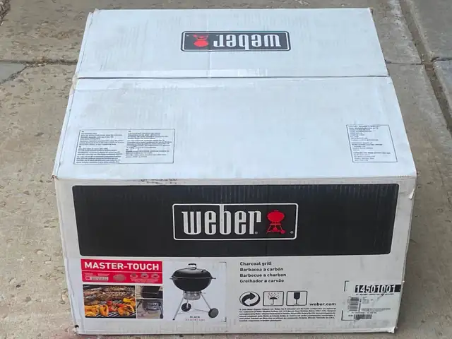 Brand New in Box Weber Master Touch 22" Charcoal Grill. - Photo 6