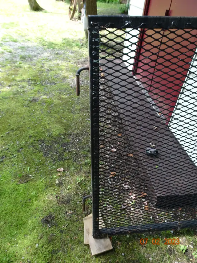 STEEL DRIVEWAY GATE - Photo 4