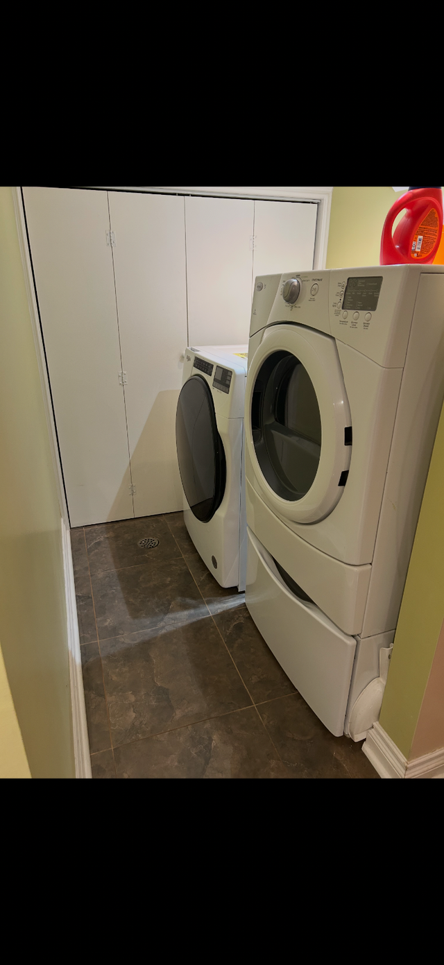 Basment apartment for rent located at Kipling and rexdale Etobic - Photo 6