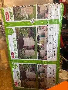 (Wednesday only 220$$)))Brand new Keter Store-It-Out Horizontal